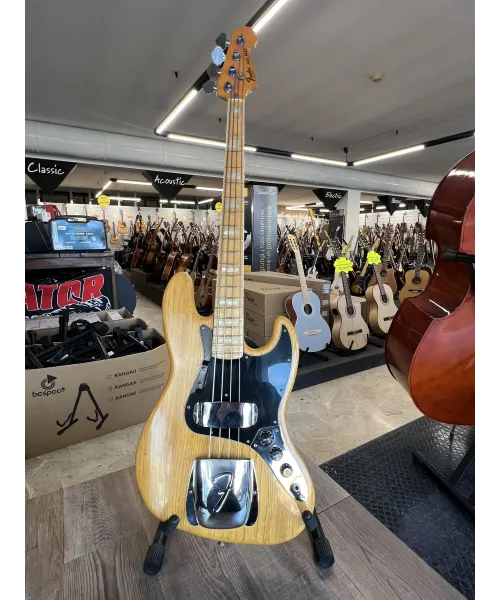 fender-jazz-bass-natural-1978-custodia