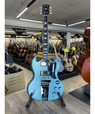 Epiphone-inspired-by-Gibson-sg-St-Pelham-Blue-master-vibrola-custody
