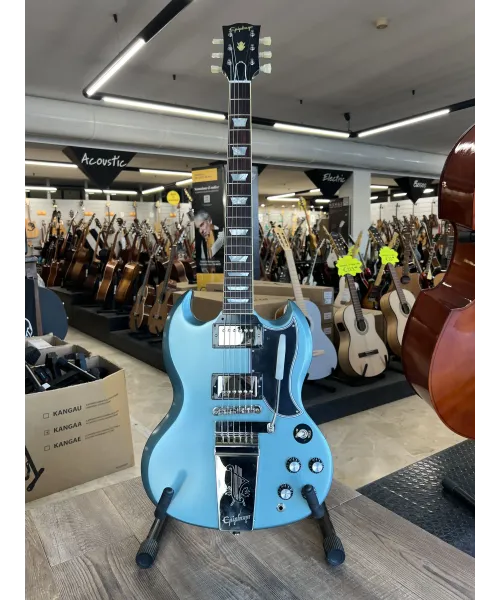 epiphone-inspired-by-gibson-sg-st-pelham-blue-maestro-vibrola-custodia