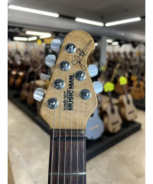 musicman-jp6-custodia-2008