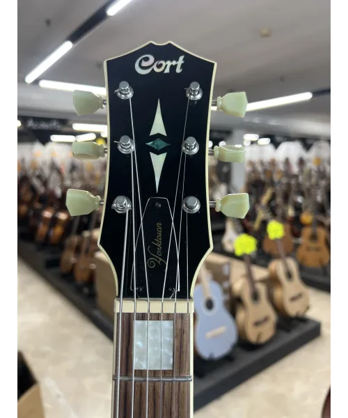 Cort-Yorktown-natural-bag