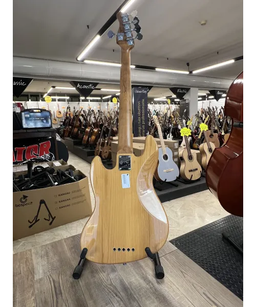 sire-marcus-miller-v5-natural