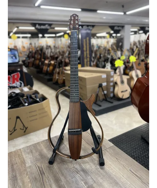 yamaha-slg200-nt-borsa