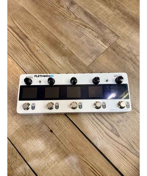 tc-helicon-plethora-x5-packaging