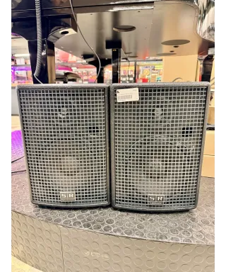 Sr.-technology-Mon-x-couple