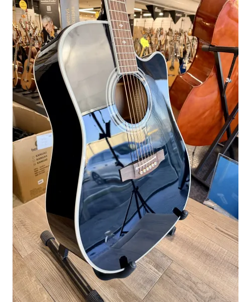 takamine-ef-341sc-black-gigbag