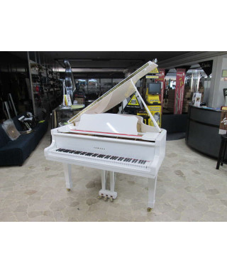 yamaha C3 white rental